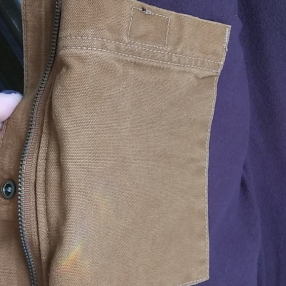 Discontinued Carhartt Coat - Picture 10 of 13